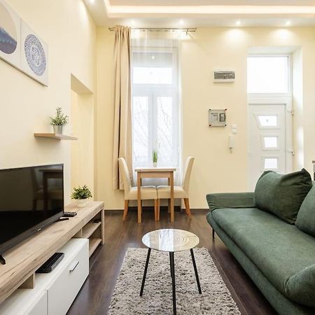 Peppy Home Of Harmony Budapest Extérieur photo