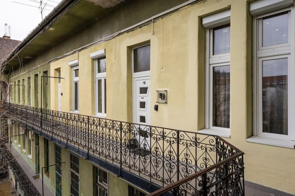 Peppy Home Of Harmony Budapest Extérieur photo
